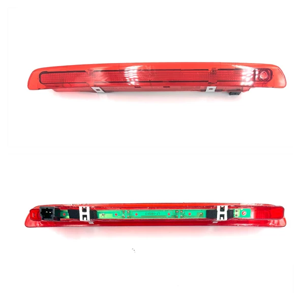 Leoparts Nissan Qashqai Bagaj Reflektörü (Üst) 2007-2013 26590-JD000 ürün görseli 1