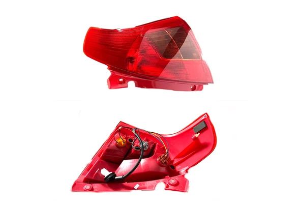 Leoparts Suzuki Swift Stop Lambası Sağ 2005-2007 35650-62J00 ürün görseli 1