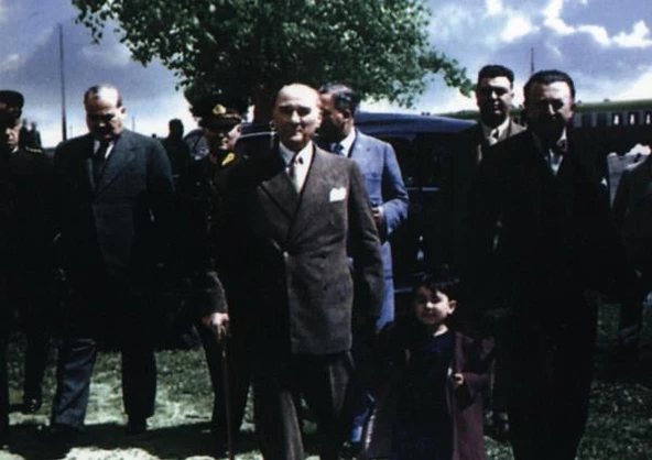 Mustafa Kemal Atatürk - Kanvas Tablo ATGE-093-F ürün görseli 1