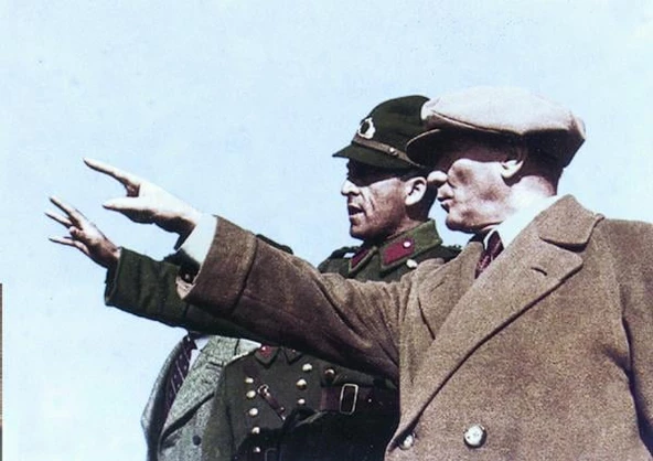Mustafa Kemal Atatürk - Kanvas Tablo ATGE-085-F ürün görseli 1