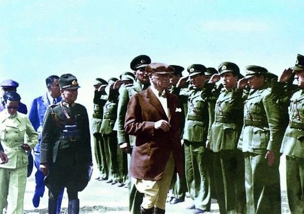 Mustafa Kemal Atatürk - Kanvas Tablo ATGE-081-F ürün görseli 1