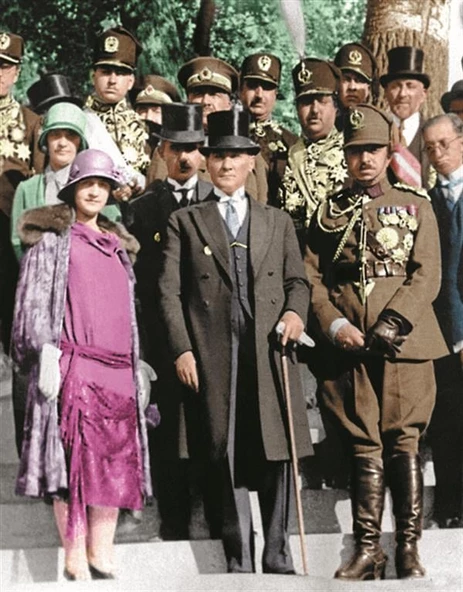 Mustafa Kemal Atatürk - Kanvas Tablo ATGE-020-F ürün görseli 1