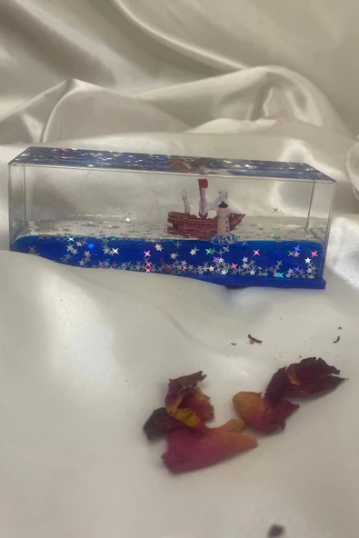 Batmayan Gemi Korsan Simli Akvaryum İçinde Lüks Hediyelik 14x5x4 cm ürün görseli 1