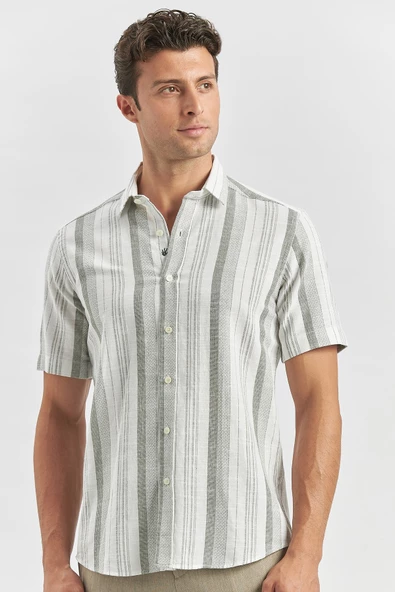 Haki Kısa Kollu Çizgili Armürlü Pamuklu Casual Slim Fit Dar Kesim Gömlek 1004240243 ürün görseli 1