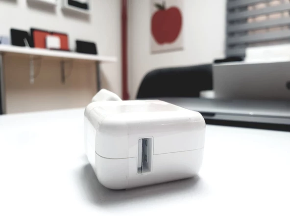 Apple 12 W USB Şarj Adaptörü MGN03TU/A - Resim 3