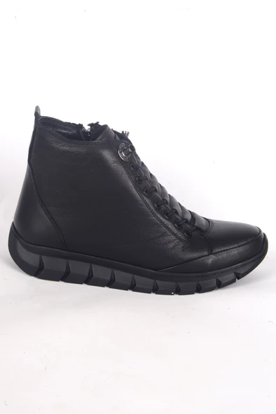 Pierre Cardin 54338 Yandan Fermuarlı Lastik Bağcıklı Rahat Taban Siyah Kadın Kışlık Bot ürün görseli 1