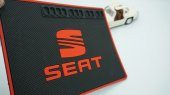 Seat Torpido Üstü Telefon Numaratörlü Silikon Ped thumbnail 1