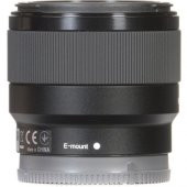 Sony SEL FE 50mm F1.8   /    35mm Full-Frame thumbnail 4