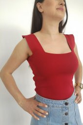 Crop Bluz Kare Yaka Triko thumbnail 1