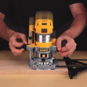 Dewalt D26203 El Frezesi 900w thumbnail 2