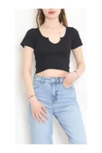 Siyah Kısa Kol Crop Buluz thumbnail 1