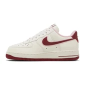 Nike Air Force 1 Low Valentines Day 2023 thumbnail 2