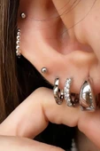 MİNİMALİST RING ( ALTIN KAPLAMA KÜPE) thumbnail 4