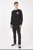 Black THE COLOUR thumbnail 4