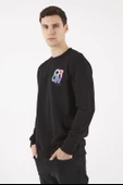 Black THE COLOUR thumbnail 5