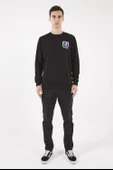 Black THE COLOUR thumbnail 3