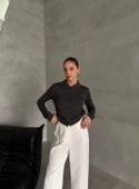 Antrasit Polo Yaka Mini Topçuklu Bluz thumbnail 7