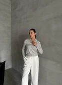 Gri Polo Yaka Mini Topçuklu Bluz thumbnail 7