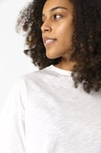 Tulsa King Lettern Beyaz Kırçıllı Kadın Crop Tshirt thumbnail 2