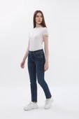 Kadın Çift Düğmeli Dar Jean Pantolon thumbnail 5