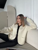 Kirli Beyaz Triko  Cepli Hırka thumbnail 3