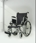 Medikaltec  Centro S1 Manuel Tekerlekli Sandalye 43 cm thumbnail 1