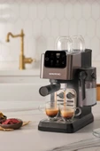 Grundig Ksm 5330 Delisia Coffee Yarı Otomatik Süt Hazneli Espresso Makinesi thumbnail 1
