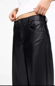 Pull & Bear Geniş paça suni deri pantolon thumbnail 3