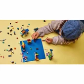 LEGO Classic Mavi Plaka 11025 thumbnail 3