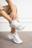 Beyaz Rahat Kalıp Kadın Sneaker thumbnail 2