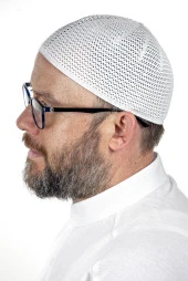 Lüks Çelik Örme Namaz Takkesi Beyaz 1 Adet thumbnail 2