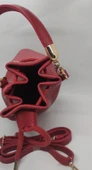 Buket Model Büzgülü Kırmızı Çanta thumbnail 3