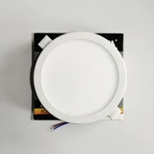 9 W.PANEL SPOT thumbnail 2