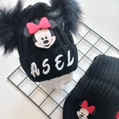 MARS BABY Bebek Kız Çocuk İsimli Kişiye Özel Siyah Kırmızı Minnie Çift Ponponlu Atkı Bere Takımı thumbnail 2