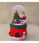 Kar Küresi Orta Boy Yılbaşı Temalı El Sallayan Noel Baba thumbnail 2