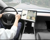 TESLA MODEL 3 - MODEL Y UYUMLU EKRAN DÖNDÜRME APARATI thumbnail 3