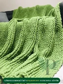 Palm Puffy thumbnail 2