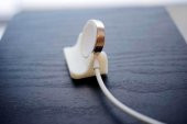 Tiny Apple Watch Nightstand ... Standları ... * Yeni * Plastik Aparat thumbnail 5
