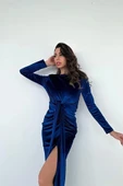 Saks Bağlamalı Kadife Elbise thumbnail 3