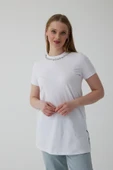 TAŞLI ŞERİTLİ T-SHIRT thumbnail 1