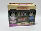 Calico Critters Husky Ailesi Figür Oyuncak Seti thumbnail 4
