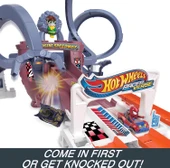 Hot Wheels Racerverse Marvel Pist Seti thumbnail 5