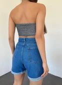 Kadın Duble Paça Yıkamalı Rahat Denim Şort thumbnail 2