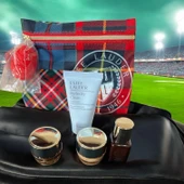 ESTEE LAUDER-Çok-Şık-Makyaj-Çantası thumbnail 3