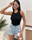 Kadın Esnek Crop Halter Yaka Fitilli Örme Bluz thumbnail 4