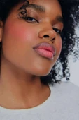 Rhode Pocket Blush Allık Spicy Marg 5.3GR thumbnail 5