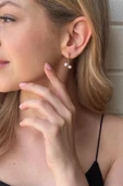 6,5 mm Doğal Tatlı Su İncisi Küpe thumbnail 2