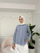 YAKASI BONCUKLU ÇİZGİLİ GÖMLEK thumbnail 4