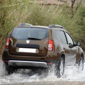 Dacia Duster 2011-2017 Arka Cam Sileceği 30cm thumbnail 2