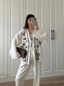 Krem Nakış İşlemeli Müslin Kimono thumbnail 2